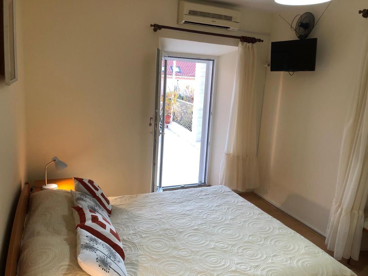 Guest House Katic ドゥブロブニク エクステリア 写真